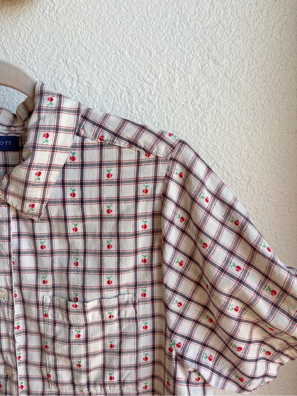 Vintage 90s Gingham Apple Print Blouse - Picture 4 of 4